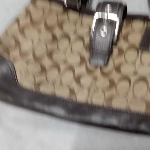 Handbag - Picture 6 of 8